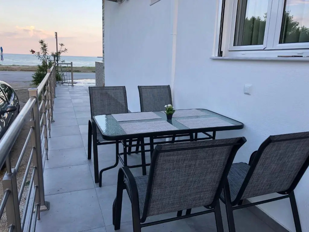 Skoulidis Family Apartments