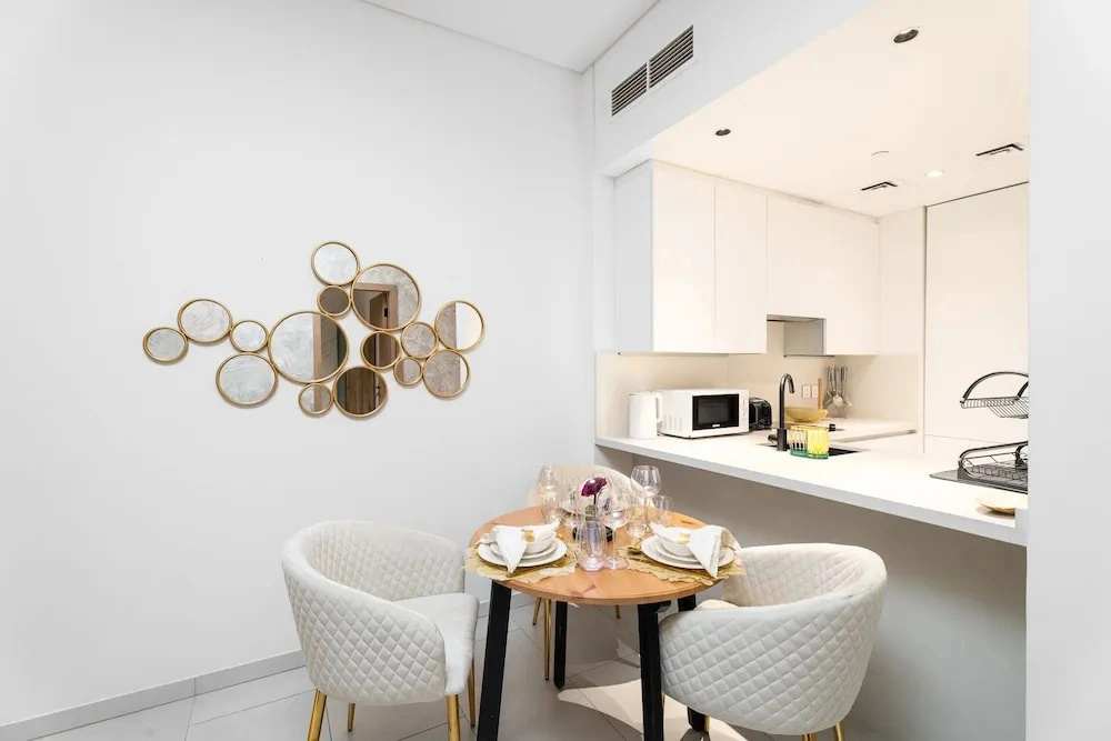 Nasma Holiday Homes - Marquise Tower