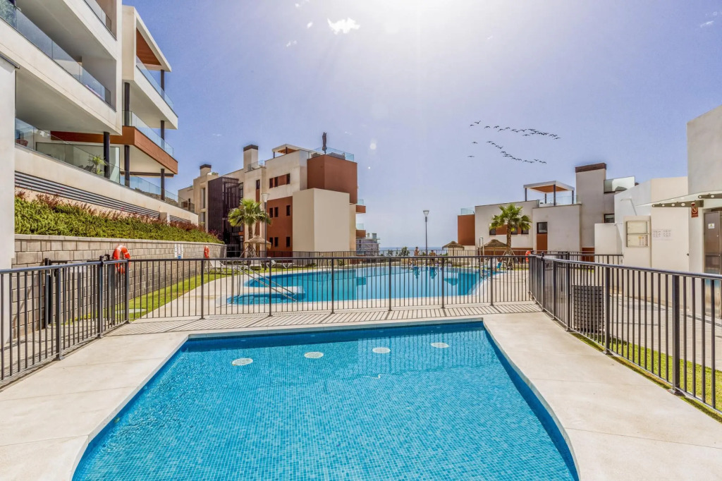 Boa in Fuengirola with 3 bedrooms and 2 bathrooms