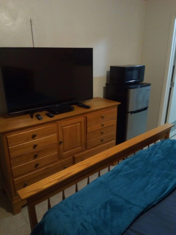 Motel 8 Lake City