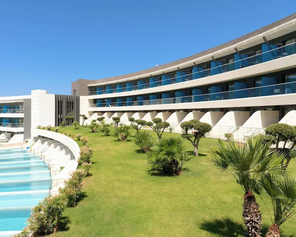 Lyttos Mare Adults Friendly 12plus
