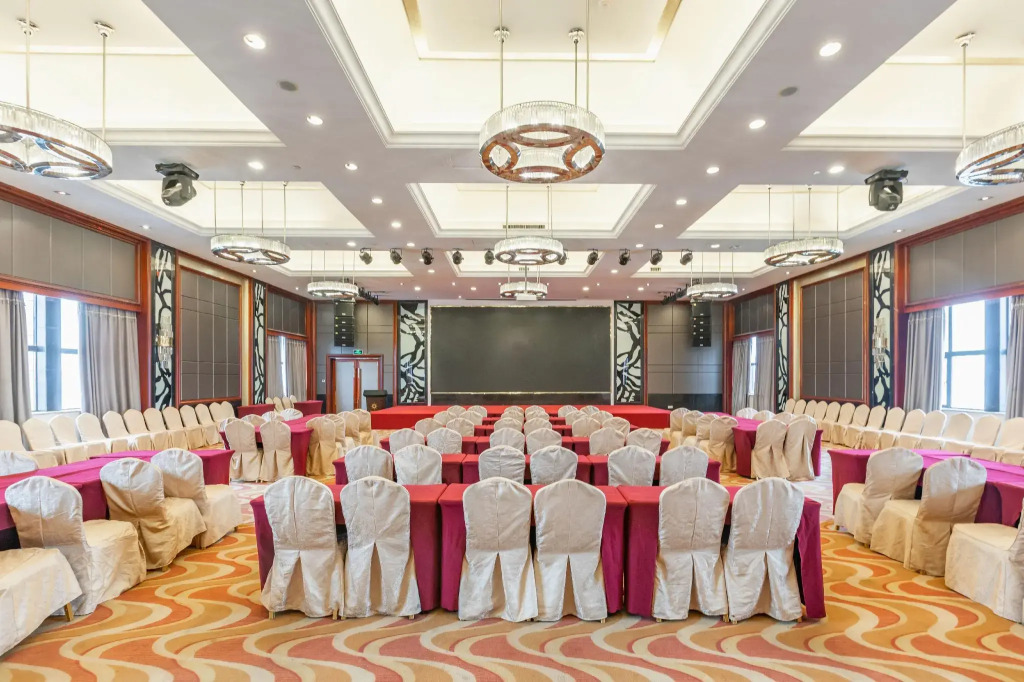 Guomao Hotel