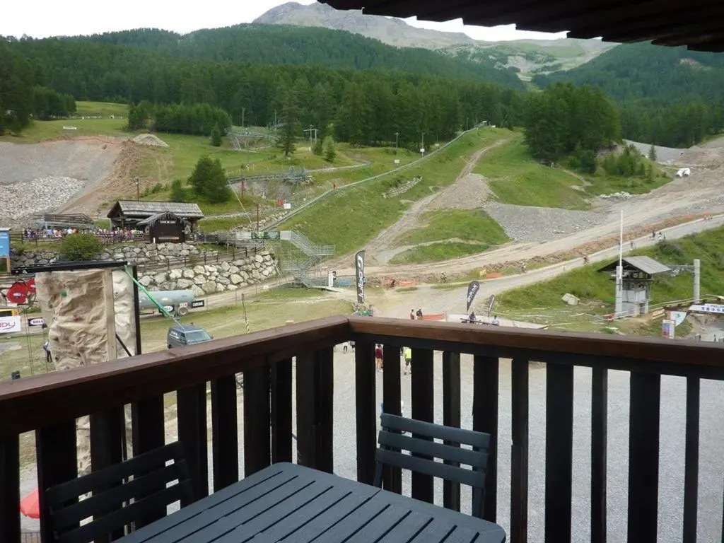 Appartement Les Orres, 1 pièce, 4 personnes - FR-1-322-323