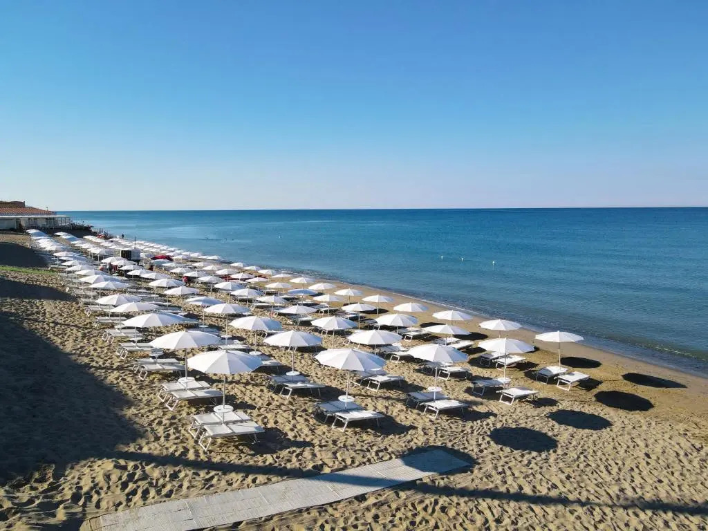 Eleamare Resort