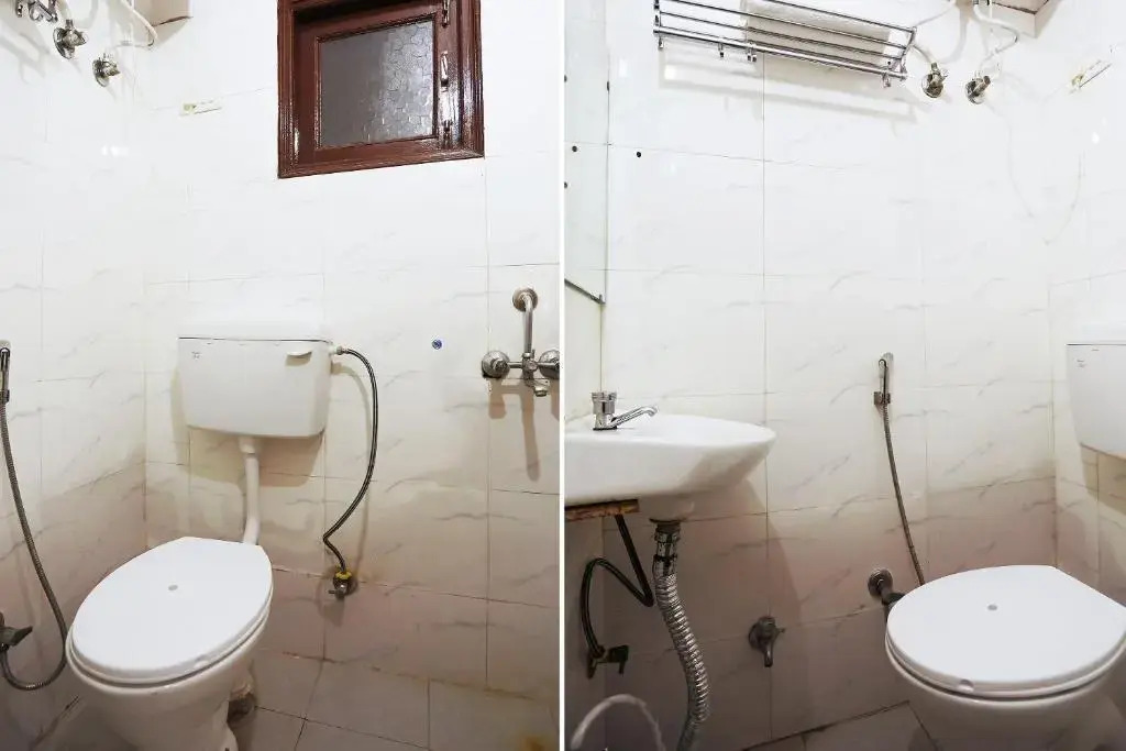 Discovery Deluxe by OYO Rooms