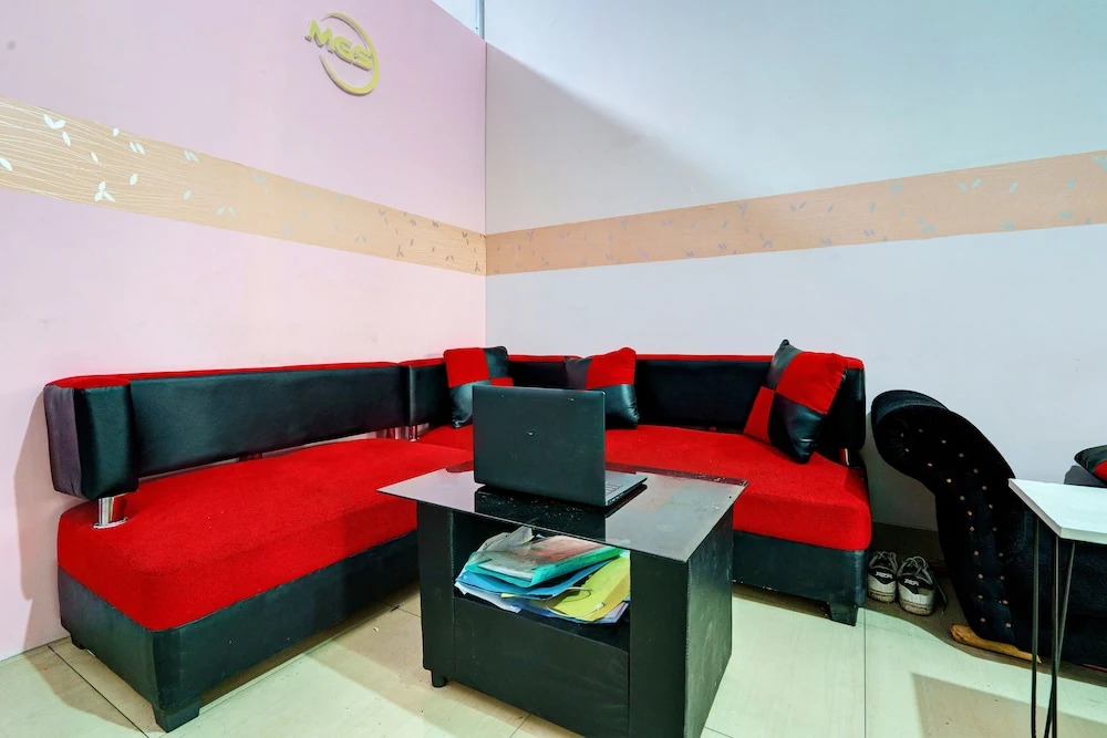 Collection O 93344 Gateway Pasteur Apartement By Maestro