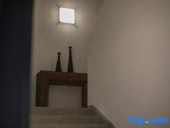 Liwu Live Homestay (People's Great Hall)