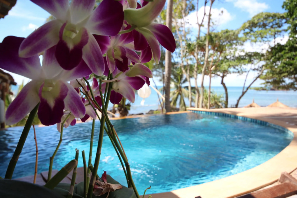 Coco Cape Lanta Resort