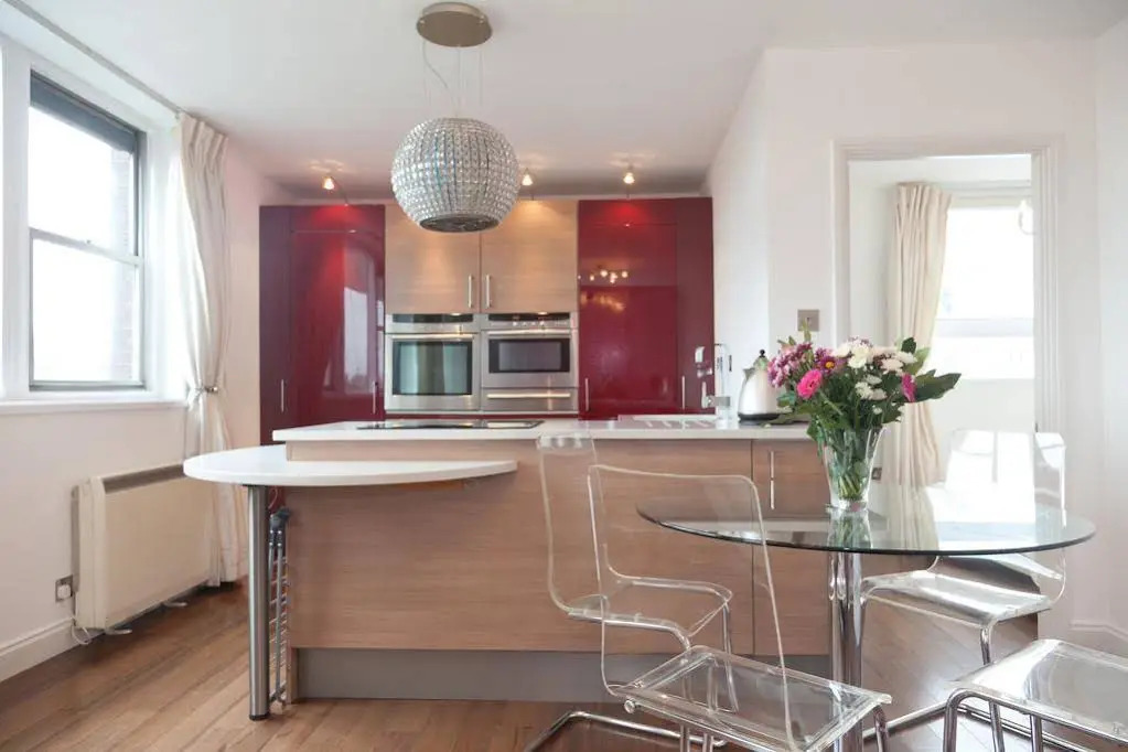 London Dream House - Piccadilly apartment