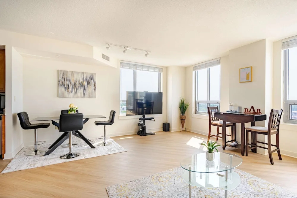 Downtown Silver Spring Walkable Metro Skyline Balcony Corner Suite Luxe Pad