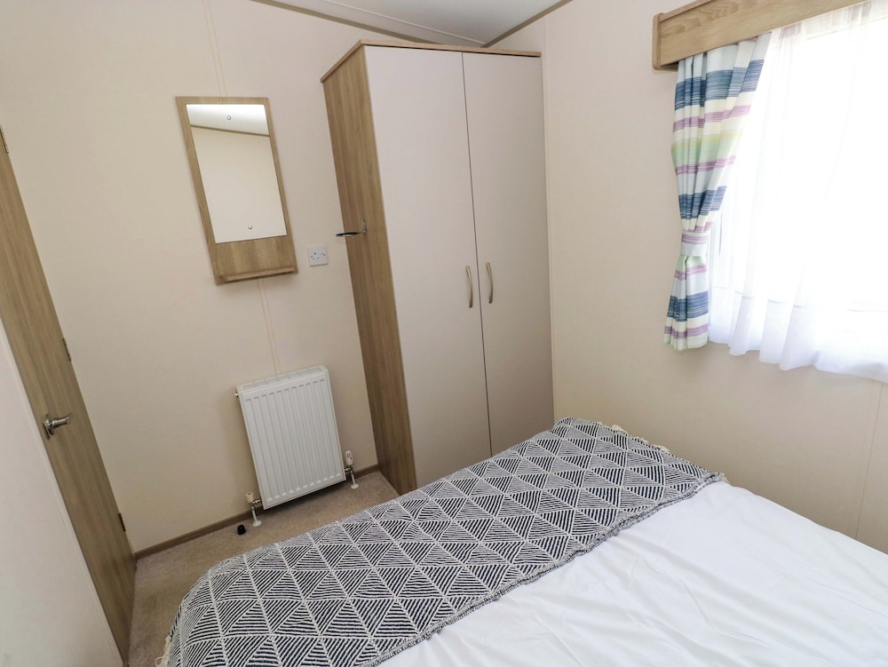 82 Manorbier Park
