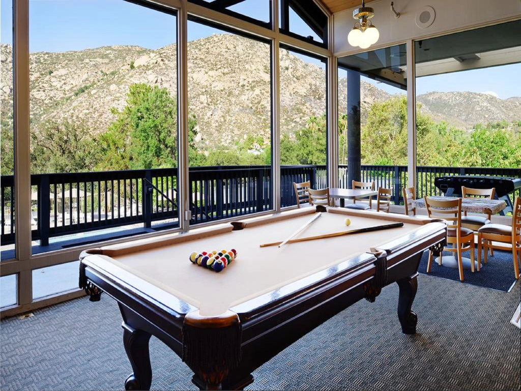 Riviera Oaks Resort by Coolvacay