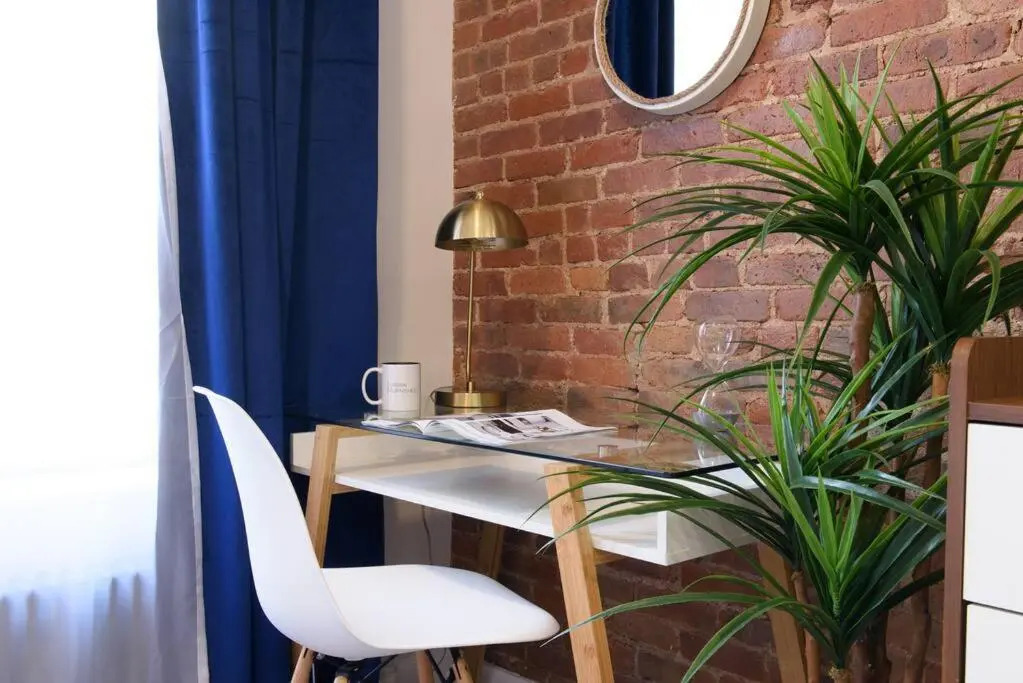 240-14 NEW Studio Prime Location W D in Unit