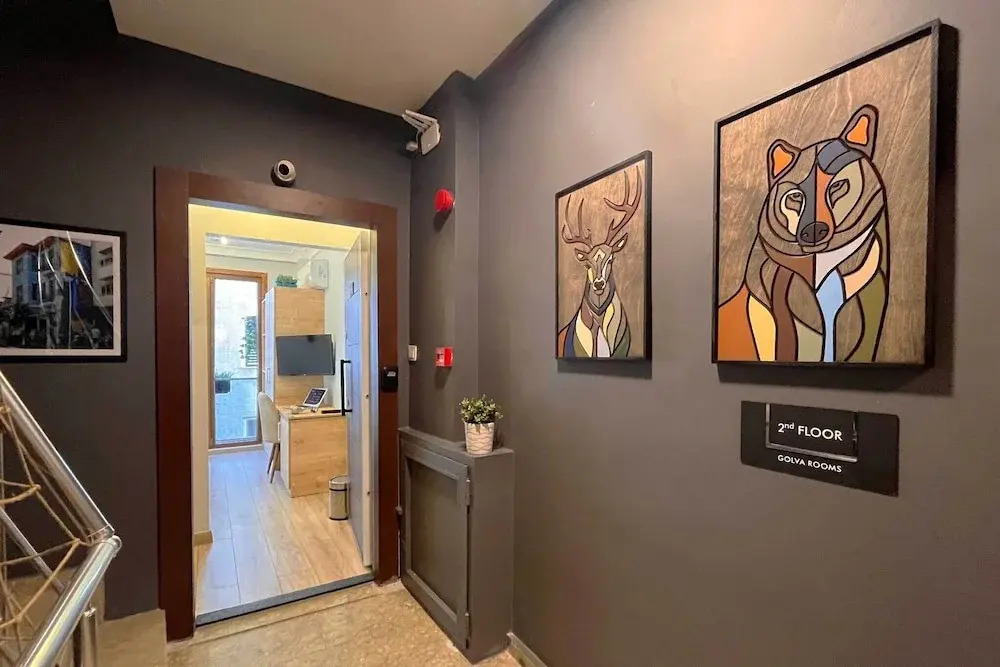 Golva Rooms