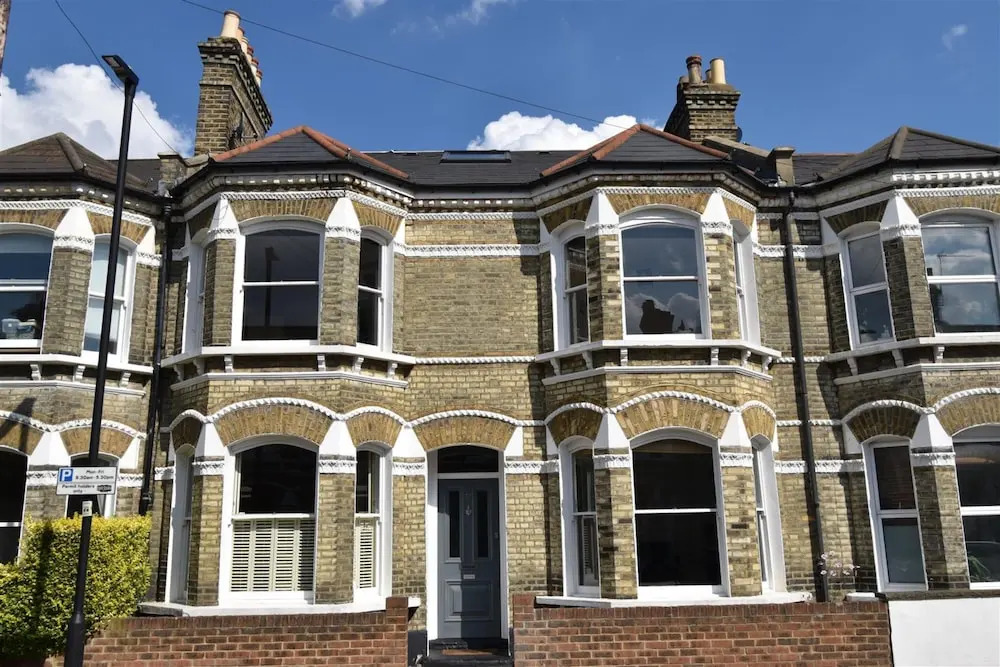 5 Bedroom House With Patio in Brixton