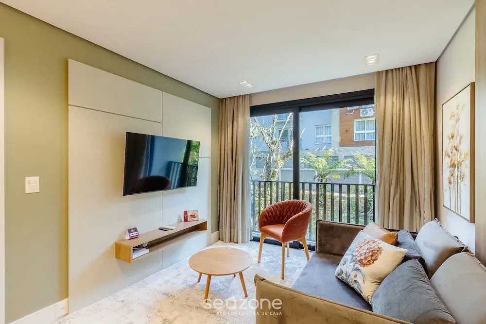 Apt With Balcony in the Heart of Gramado - Mlu0306