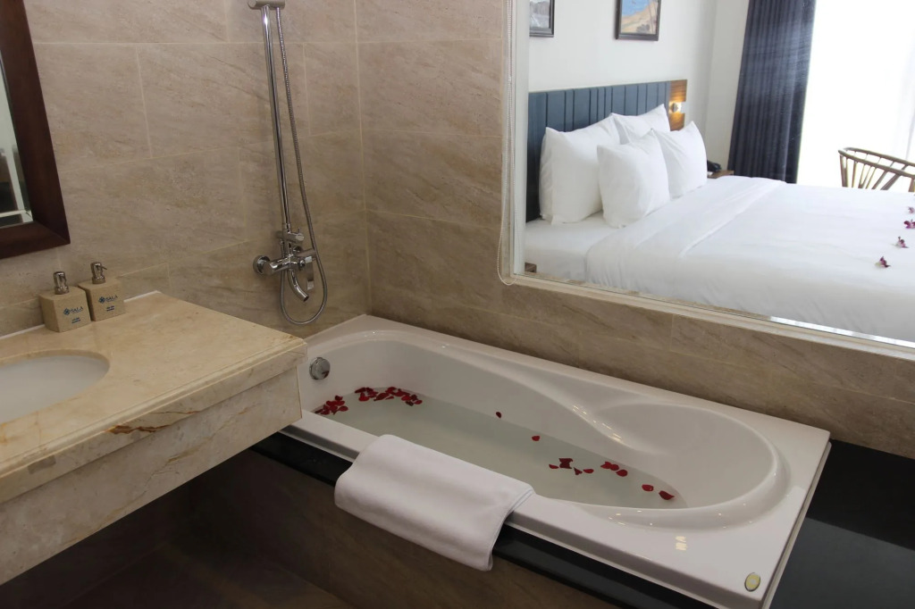 Sala Tuy Hoa Beach Hotel