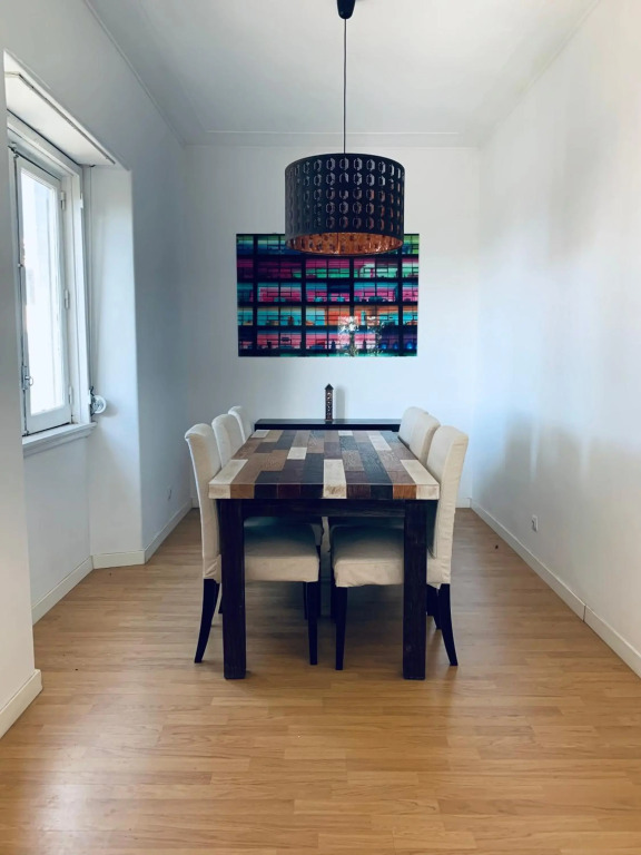 Restelo House