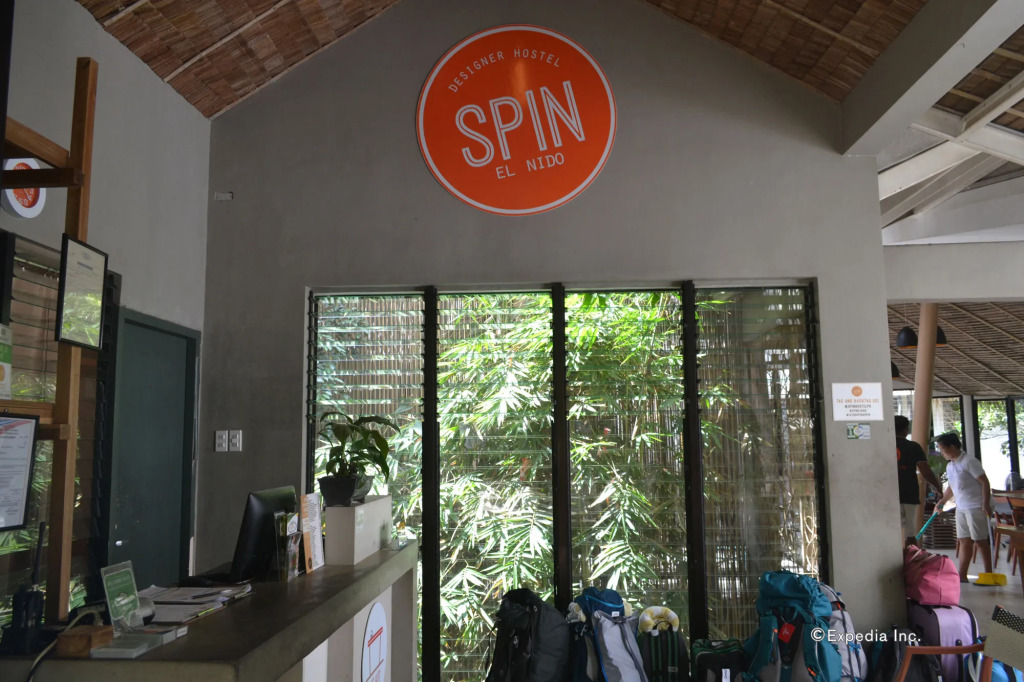 Spin Designer Hostel - El Nido