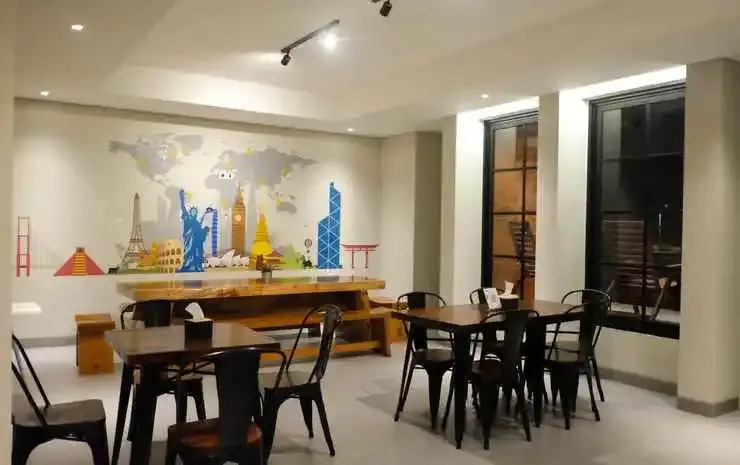 Merlyns Garden Inn