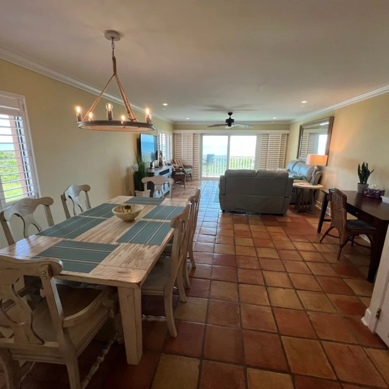 Oceanfront Serenity at Stylish Sea Haven 212