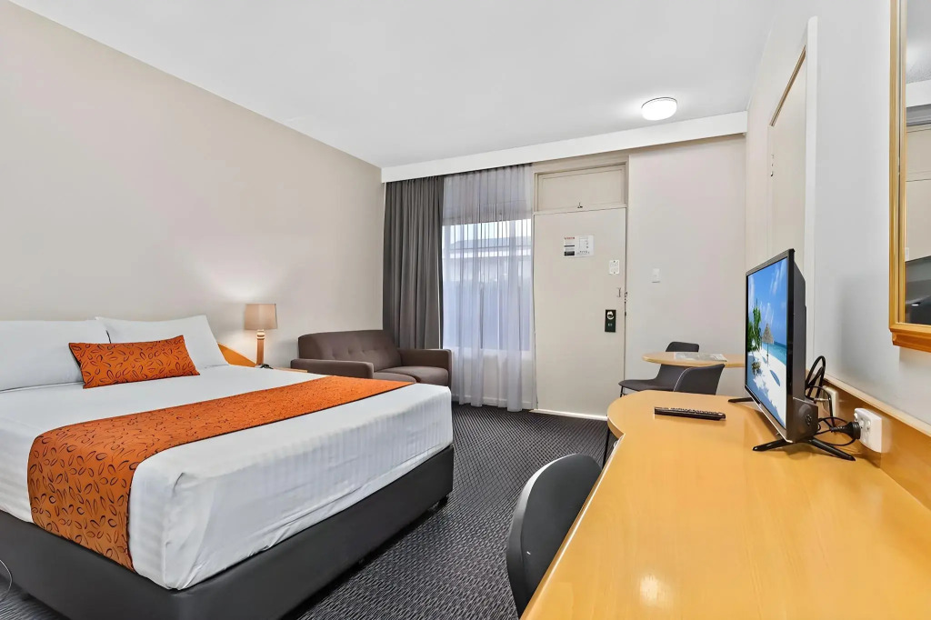 Park Motor Inn