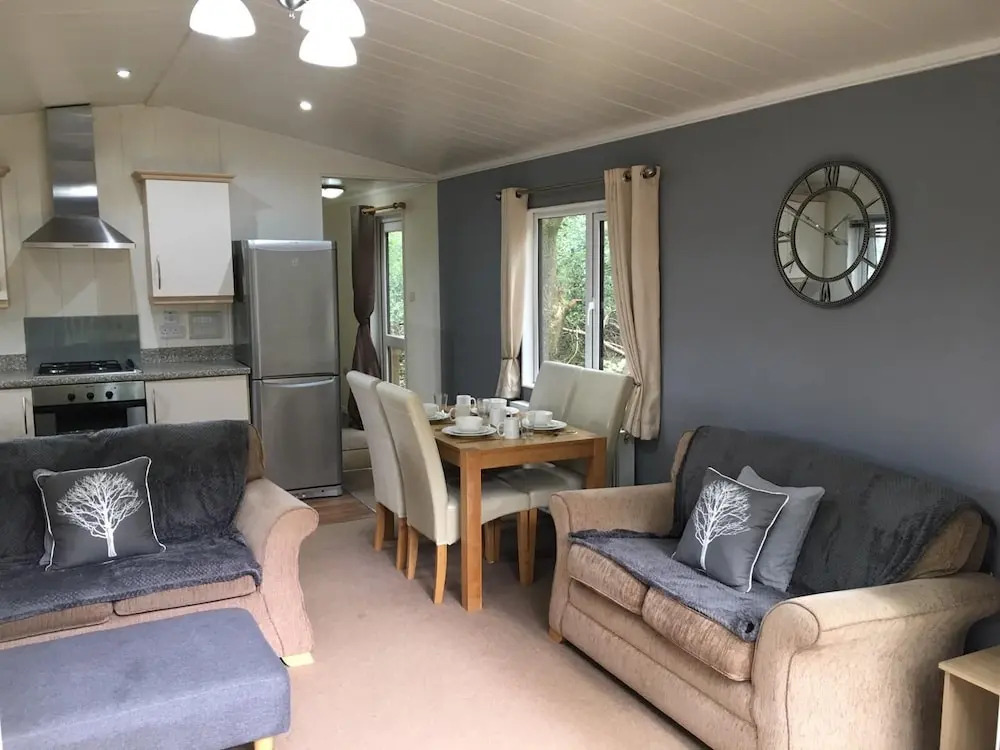 Woodland View -Hot Tub-Tenby-Carmarthen-St Clears