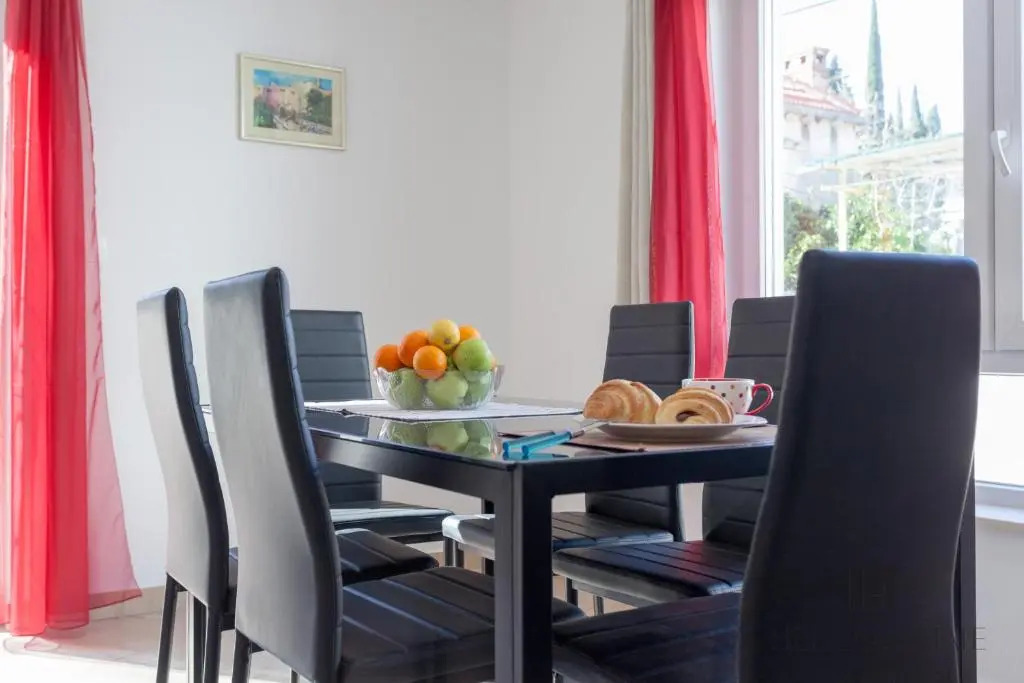 Apartment Rufescens A47