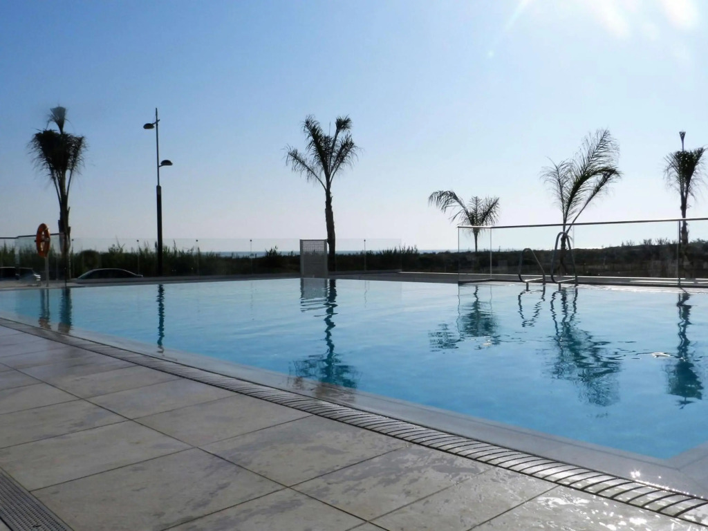 Panorama Beach - Sky View