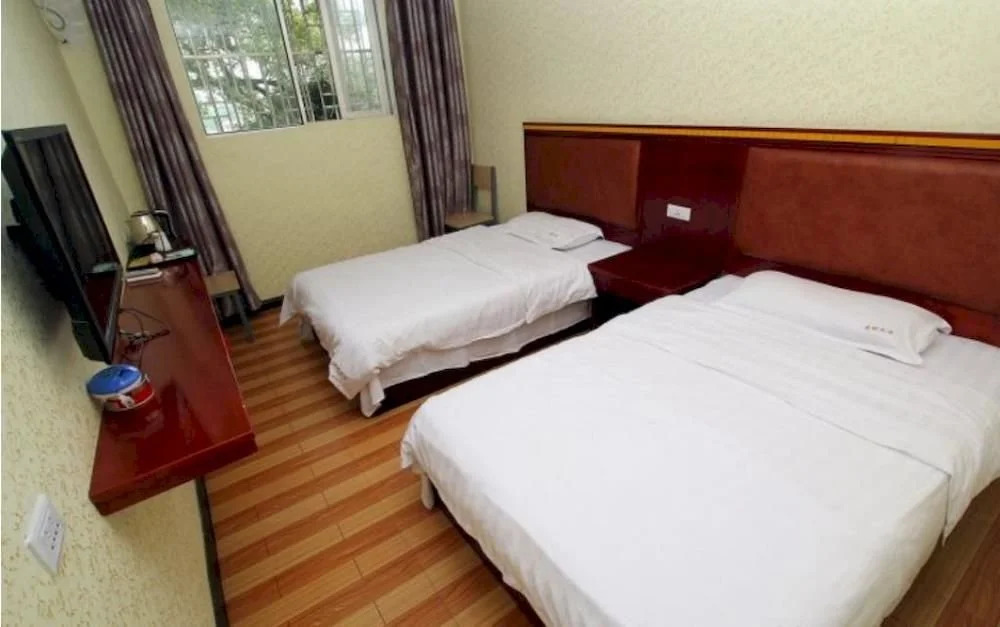Yunshu Hotel