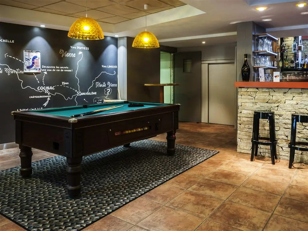 Ibis Styles Cognac