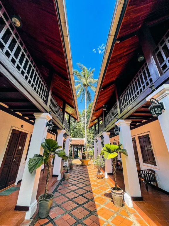 khong kham Hotel