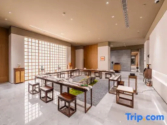 Puyuan Fashion Resort-ID Design Apartment