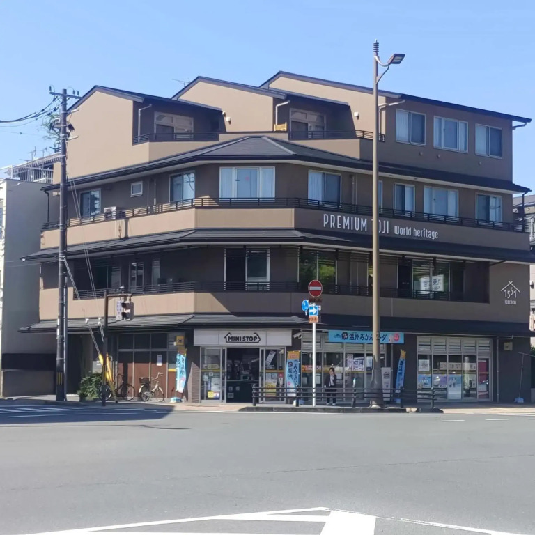 PREMIUM TOJI