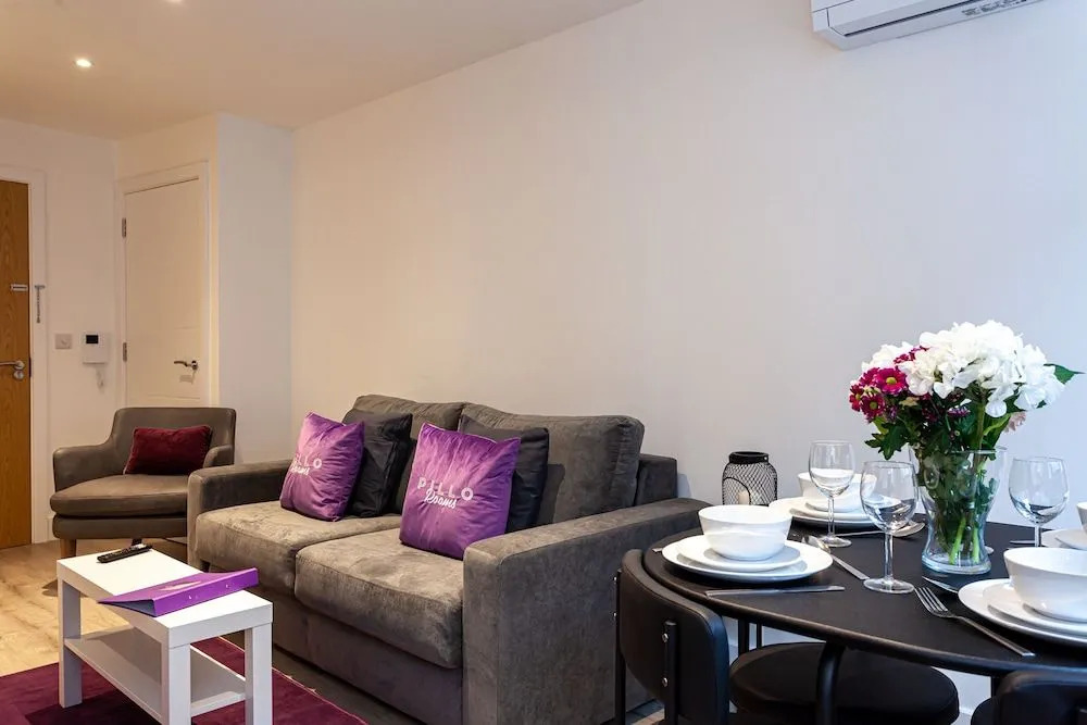 Pillo Rooms Serviced Apartments - Manchester