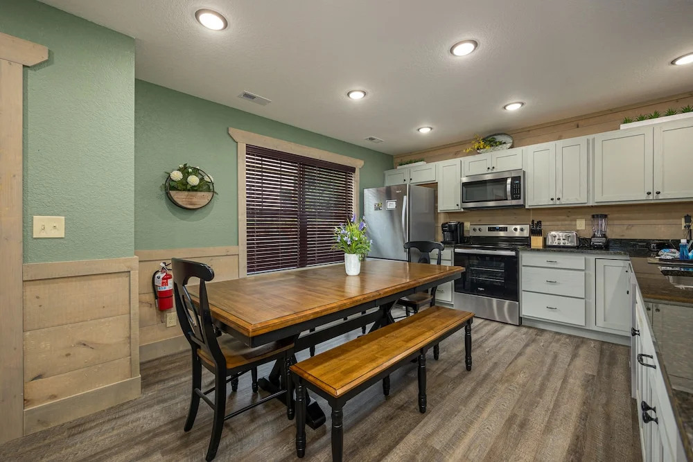 Smoky Pines Chalet