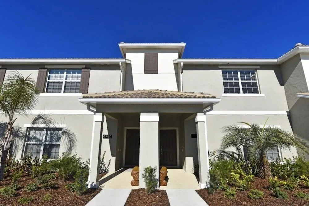 4872 Storey Lake Townhome 4 Bedroom by Florida Star