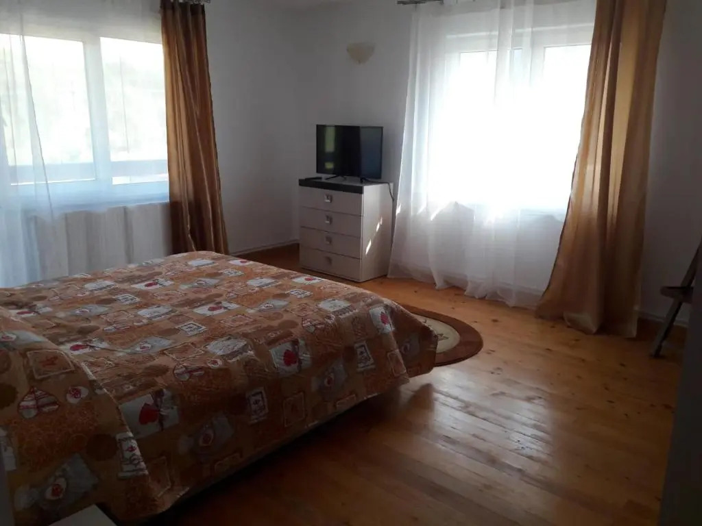 Complex de Pensiuni Si Casute la Munte1