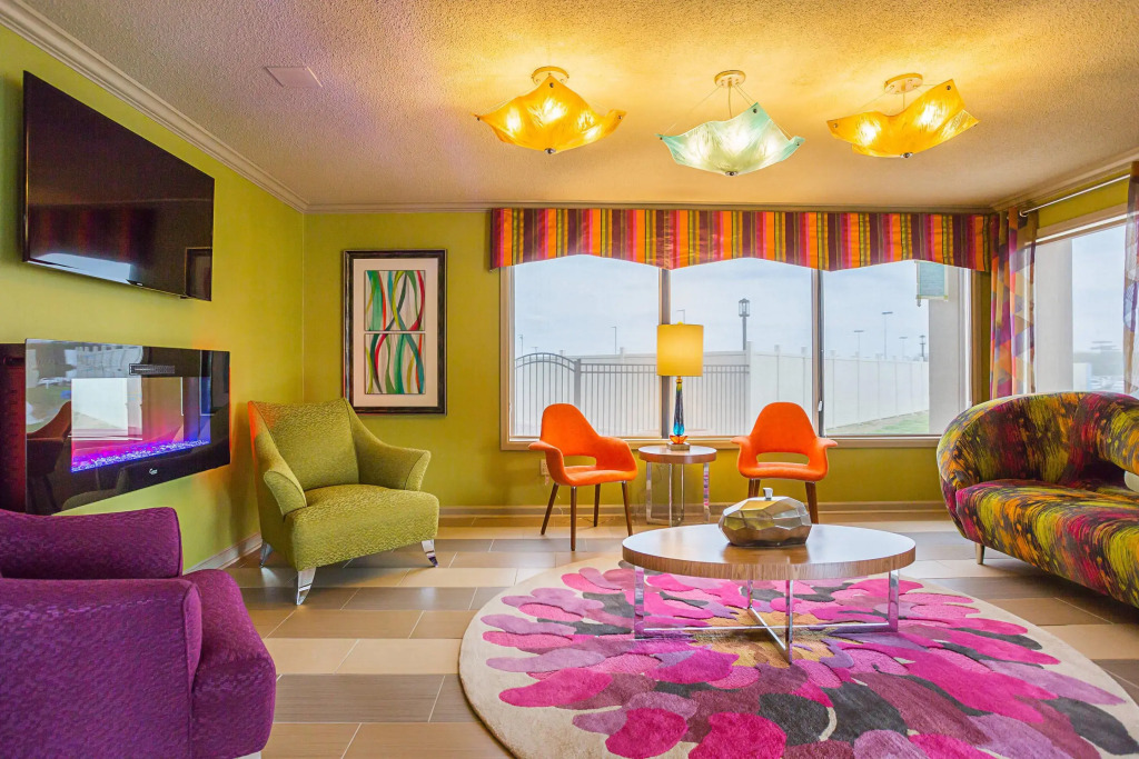 Clarion Inn & Suites Evansville Eastland Area