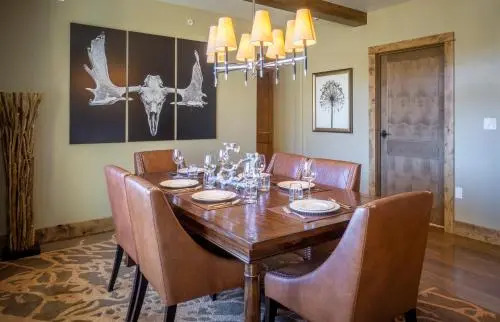 Edgemont 2704 - Luxury Ski-in Ski-out Condo