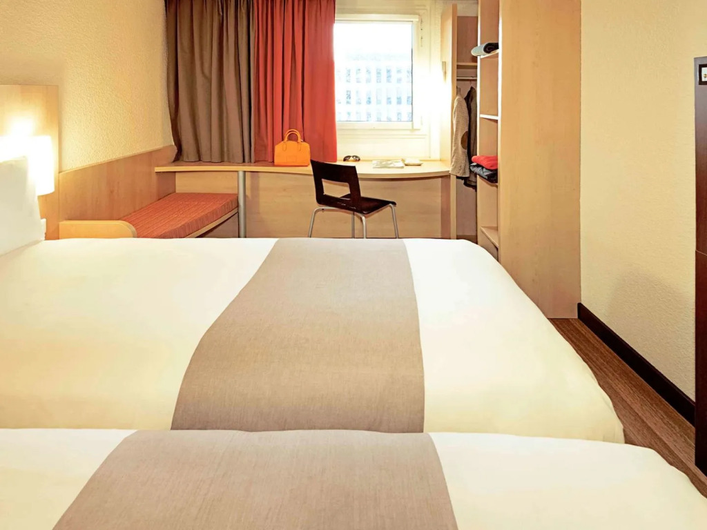ibis Chengdu Yongfeng Hotel