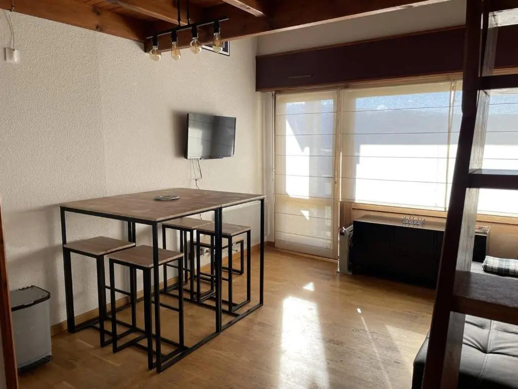 Appartement Font-Romeu-Odeillo-Via, 3 pièces, 6 personnes - FR-1-580-42