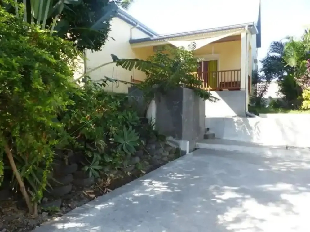 House With 3 Bedrooms in L'etang Sale, With Enclosed Garden and Wifi - 7 km From the Beach