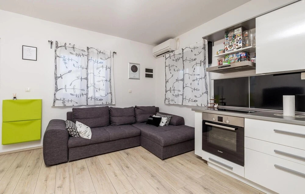 Amazing Home in Matulji With Wifi and 1 Bedrooms