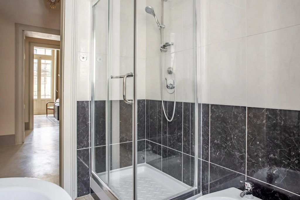 Cavour Apartment Near the Cathedral by Wonderful Italy