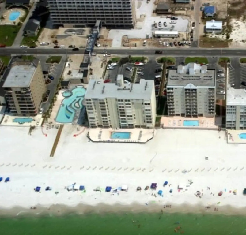 Edgewater West 63
