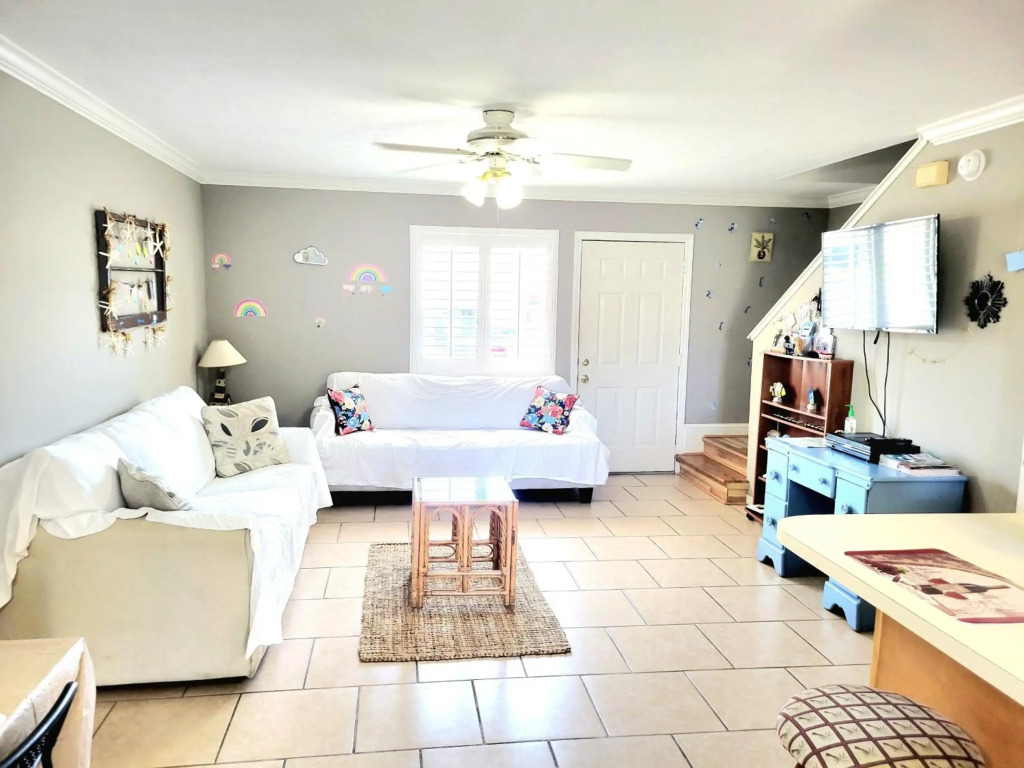 Gulf Highlands Resort Walk to Beach 5 Minutes