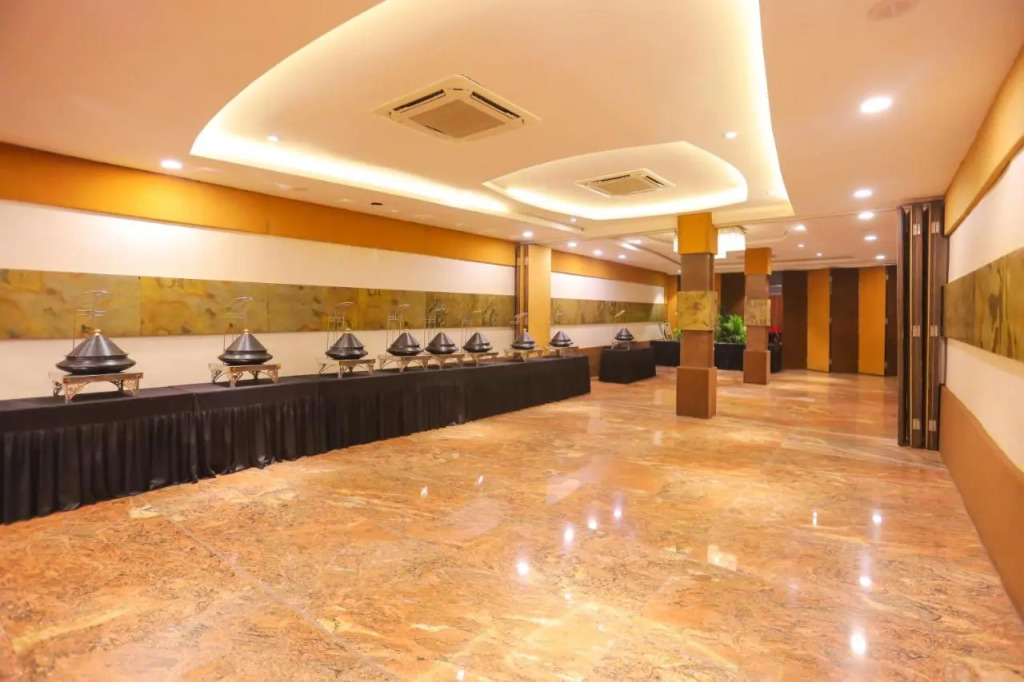 Playotel Inn Sonash Indore