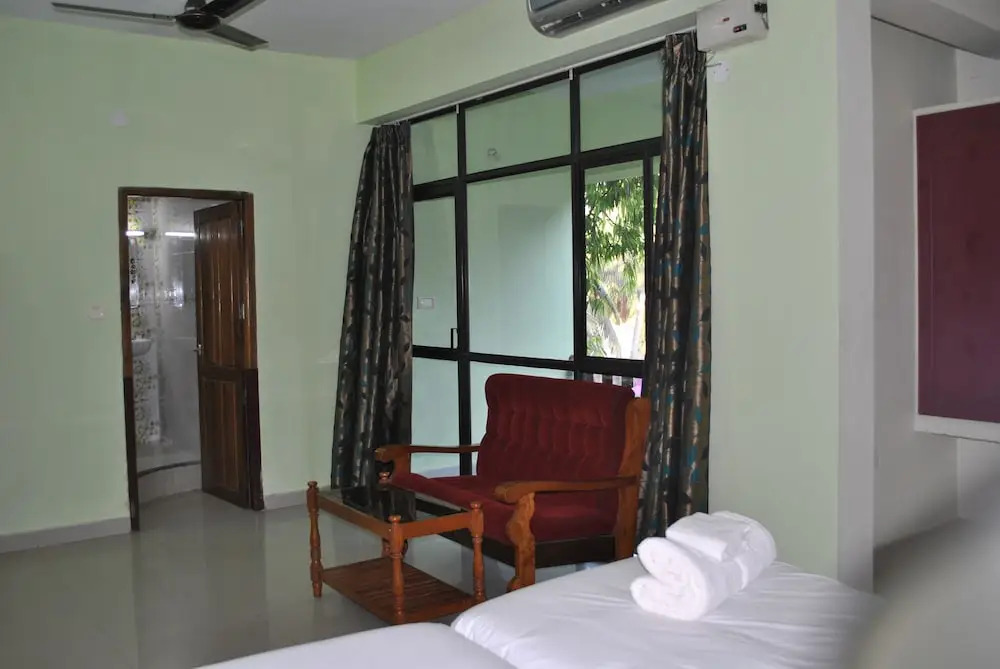 Newton Neelakanta Boutique – Kovalam
