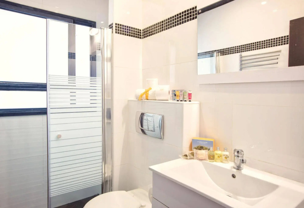 Shenkin Vilmar Apartments